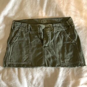 army green american eagle mini skirt